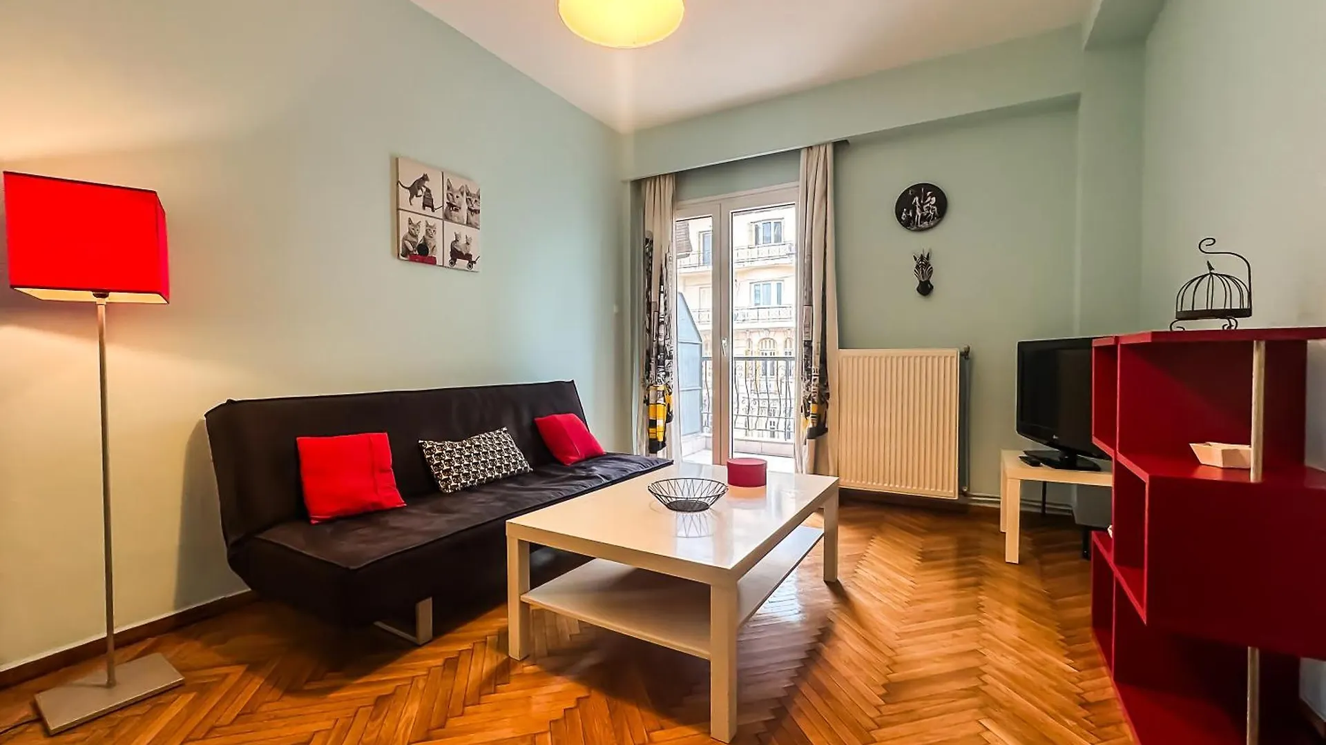 City Center Family Apartment #Propertly의 연락처