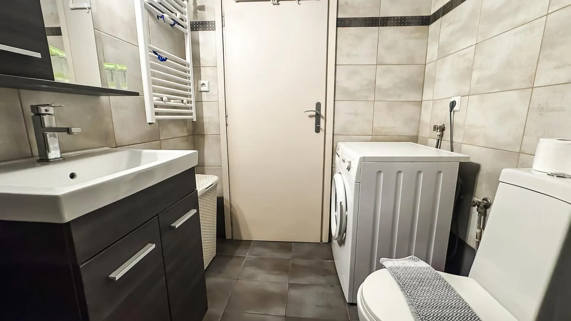 City Center Family Apartment #Propertly 테살로니키